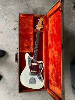 1962 FENDER JAGUAR ELECTRIC GUITAR SOLID BODY