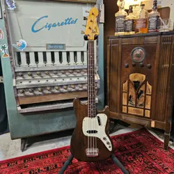 MUSICMASTER BASS WALNUT