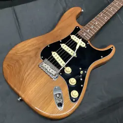 FENDER JAPAN ST68-TX WAL 2002 2004 MADE STRAT WALNUT