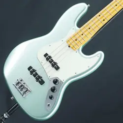 ELECTRIC BASS GUITAR FENDER AMERICAN PROFESSIONAL II JAZZ BASS HARD CASE USED