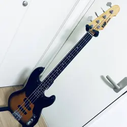 ORIGINAL PRECISION BASS