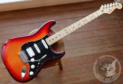 FENDER MEXICO PLAYER STRATOCASTER HSS PLUS TOP AGED CHERRY BURST