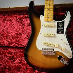 FENDER AMERICAN VINTAGE II 1957 STRATOCASTER 2-COLOR SUNBURST #GG5N0