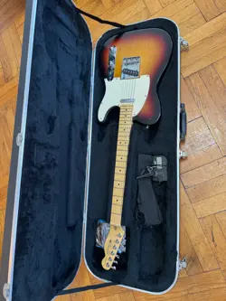 FENDER AMERICAN  TELECASTER ELECTRIC GUITAR - MADE IN USA