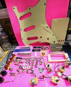 PRSGIBSONEPIPHONEFENDER OTHER