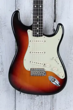 FENDER 2002 AMERICAN VINTAGE '62 REISSUE ELECTRIC GUITAR WITH HARDSHELL CASE