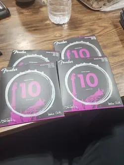 4 PACK FENDER JIMI HENDRIX VOODOO CHILD ELECTRIC GUITAR STRINGS