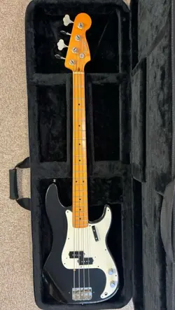 ELECTRIC BASS GUITAR FENDER AMERICAN VINTAGE '57 PRECISION MADE IN 2000 BLACK