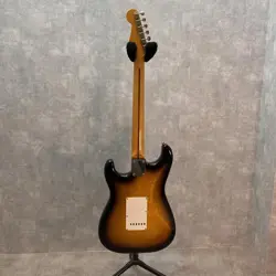 54 STRATOCASTER 2015
