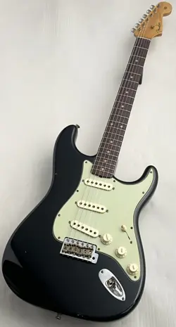 STRATOCASTER RELIC -BLACK-