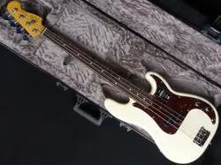 ELECTRIC BASS GUITAR FENDER AMERICAN PROFESSIONAL II PRECISION S/N US23112530