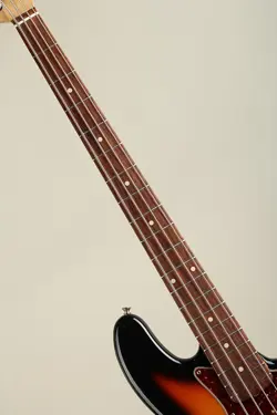 2011 ELECTRIC BASS