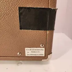 40-WATT GUITAR AMPLIFIER