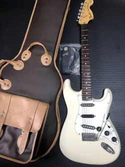 GUITAR FENDER ST72-145RB