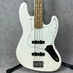 MUSICAL INSTRUMENT PLAYER