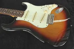 FENDER JAPAN ST62 STRATOCASTER TYPE ELECTRIC GUITAR-02