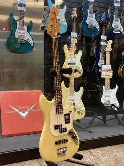 FENDER PLAYER II MUSTANG BASS PJ   / HIALEAH YELLOW