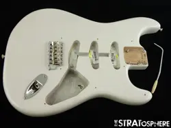 USA FENDER ERIC JOHNSON STRAT BODY + HARDWARE AMERICAN WHITE BLONDE