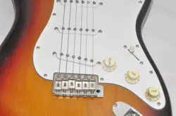 FENDER STRATOCASTER CRAFTED