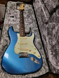 2018 FENDER USA