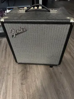 AMP GENTLY USED