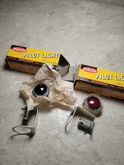 2 1960S DIALCO TUBE AMP LIGHTS ASSEMBLIES IN BOXES JEWEL RED GREEN FENDER SUNN