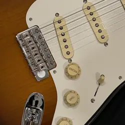 STRATOCASTER MAPLE