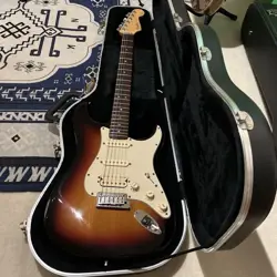 FENDER AMERICAN DELUXE STRATOCASTE