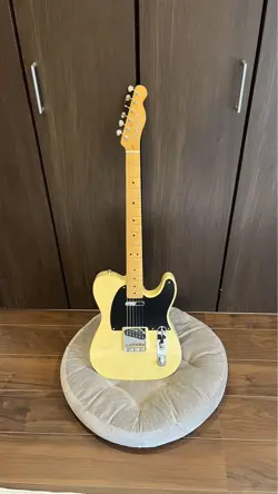 FENDER VINTERA II NOCASTER TELECASTER