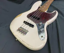 FENDER FLEA JAZZ BASS USED 2017 MAPLE NECK ROSEWOOD FINGERBOARD W/SOFT CASE