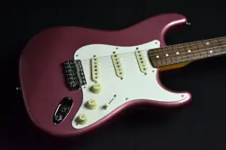 BURGUNDY ROSEWOOD FINGERBOARD