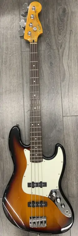 FENDER 4-STRING ELECTRIC BASS GUITAR - MULTICOLOR