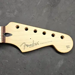 2010 FENDER DELUXE PLAYER ROSEWOOD STRATOCASTER NECK FOR STRAT ELECTRIC GUITAR