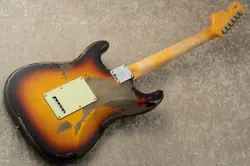 SIGNATURE 1968 STRATOCASTER