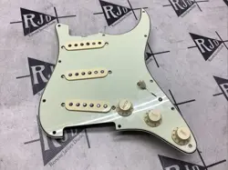 FENDER AMERICAN VINTAGE II 1961 STRAT CONTROL HARNESS LOADED PICKGUARD