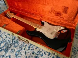 2009 FENDER VINTAGE
