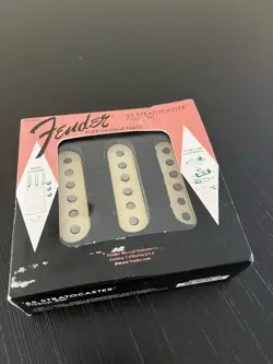 GENUINE FENDER PURE VINTAGE '65 STRATOCASTER PICKUP SET PICKUPS 099-2237-000