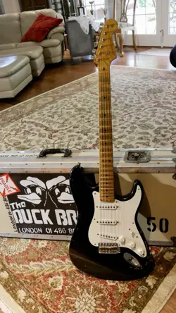 ERIC CLAPTON BLACKIE REPLICA FENDER STRATOCASTER
