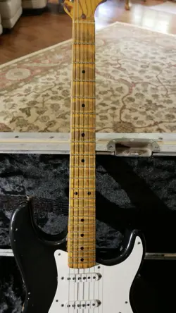 REPLICA FENDER