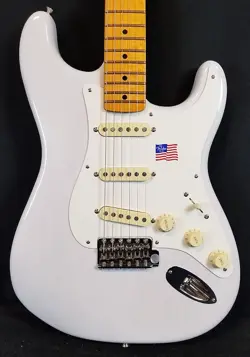 FENDER ERIC JOHNSON STRATOCASTER ELECTRIC GUITAR, MAPLE FRETBOARD , WHITE BLONDE