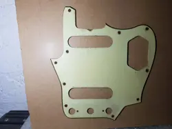 PICKGUARD MINT GREEN