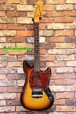 FENDER 1975 MUSTANG SUNBURST