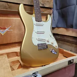 JOURNEYMAN STRATOCASTER AZTEC