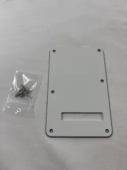 2015 FENDER PLAYER STRATOCASTER 3-PLY WHITE TREMOLO CAVITY COVER PLATE & HW
