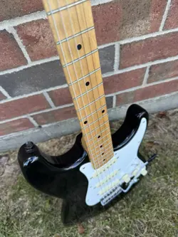FENDER STRAT VINTAGE