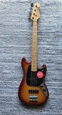 MEX MUSTANG BASS