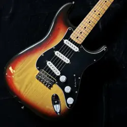 /1976STRATOCASTER USED ELECTRIC