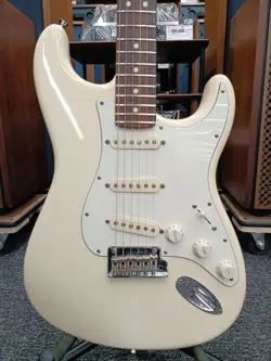 STRATOCASTER AM STD