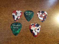 GUITAR PICKS MULTI