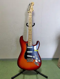 FENDER PLAYER STRATOCASTERFENDER